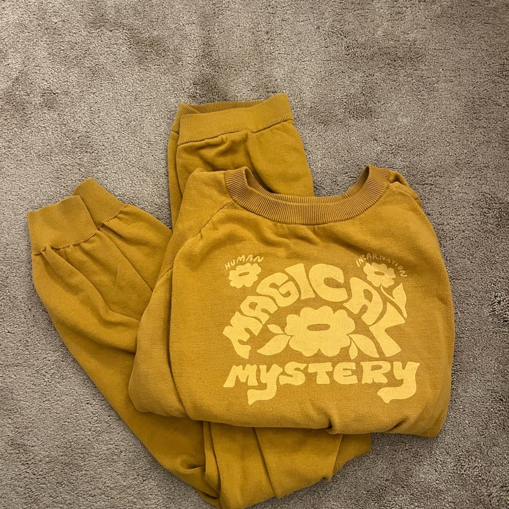 CHRISTY DAWN  LOUNGE SET